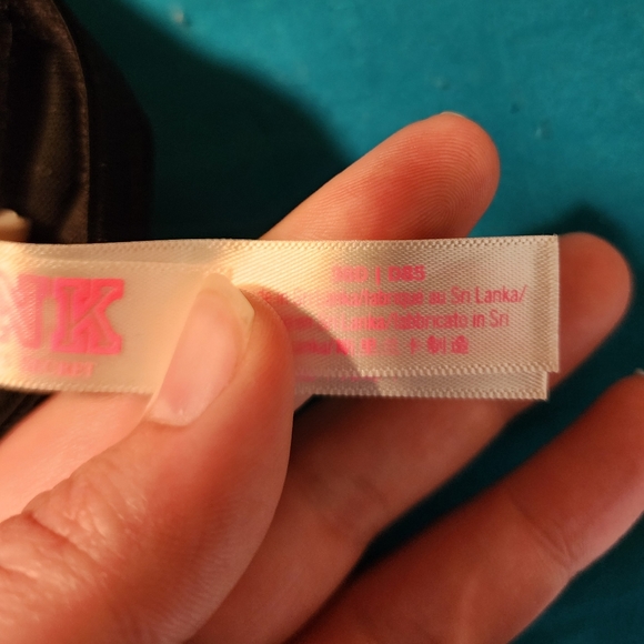 VS PINK Bra - 38D Front Clasp - Picture 4 of 7